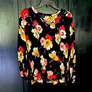Old navy blouse